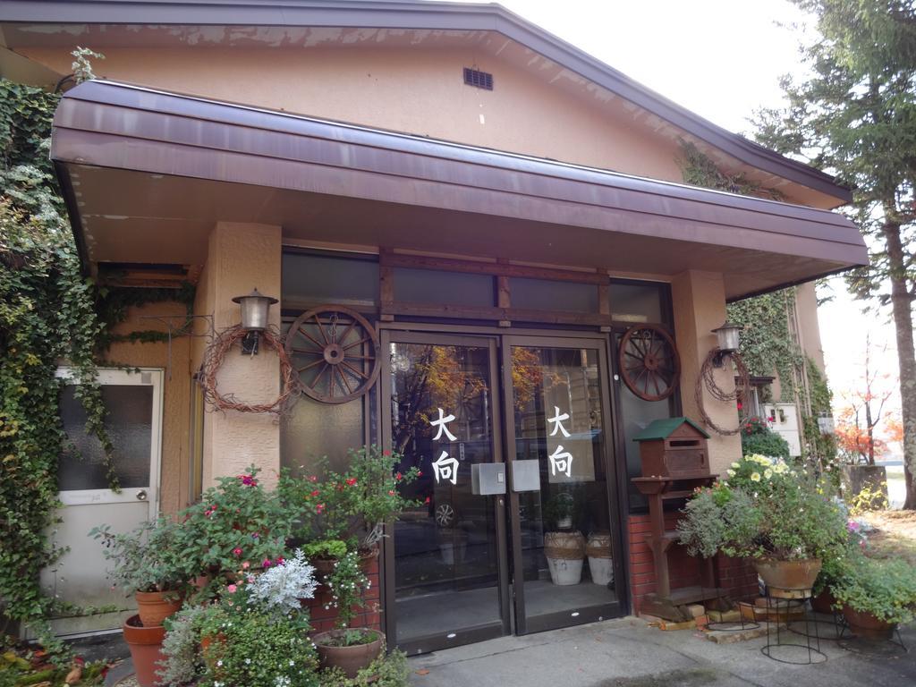 Oomukou Ryokan Hakuba Exterior photo