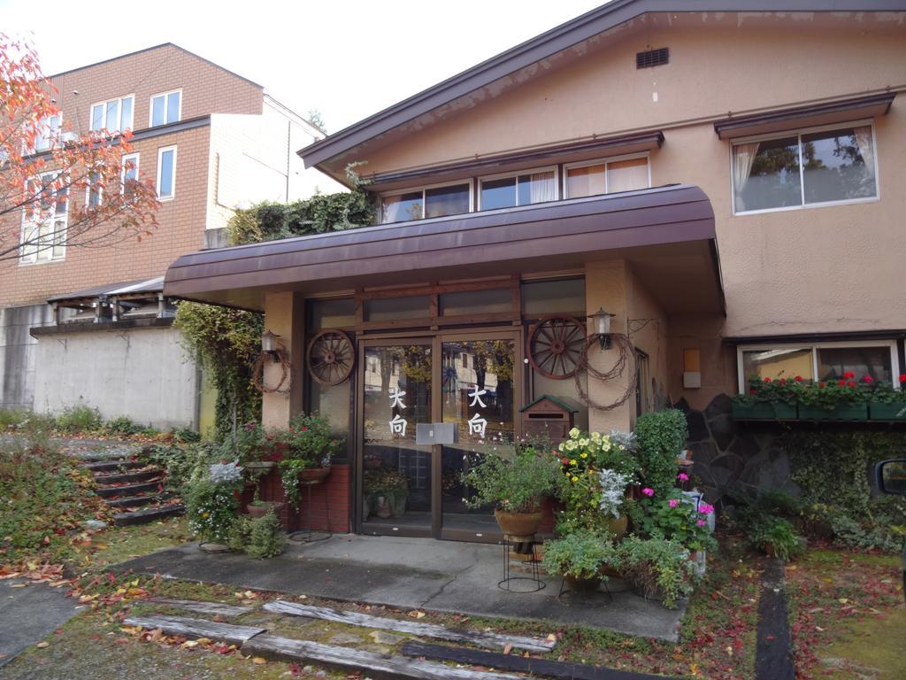 Oomukou Ryokan Hakuba Exterior photo